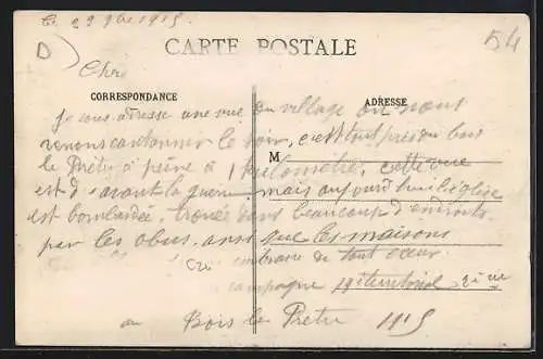 AK Montauville, Rue animée avec habitants et église en arrière-plan