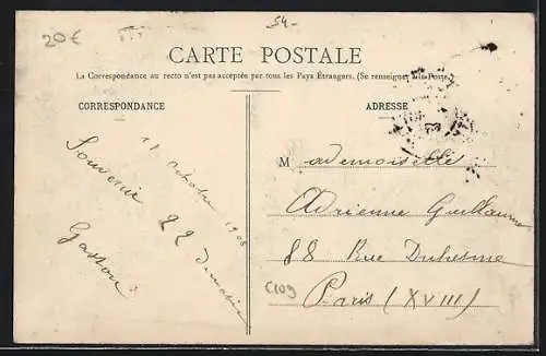 AK Écrouves, Rue de la Mairie avec habitants et bâtiments historiques