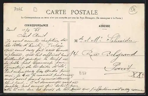 AK Foug, Avenue de la Gare avec passants et animaux