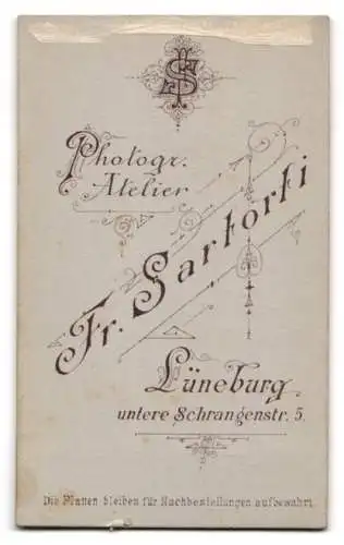 Fotografie Fr. Sartori, Lüneburg, untere Schrangenstr. 5, Porträt einer jungen Frau