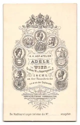 Fotografie Adèle, Wien, Graben 19, Dame mit Blumenkopfschmuck