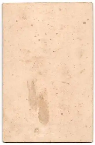 Fotografie Th. Joop, Bromberg, Wilhelmstrasse 15, Porträt eines Paares in festlicher Kleidung