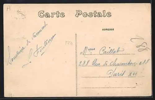 AK Neuvy-sur-Barangeon, Château de la Grande-Garenne vu du parc