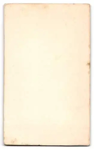 Fotografie Th. Woelfer, Lübeck, Breitestrasse 8, Einjährig-Freiwilliger Soldat in Uniform Rgt. 162