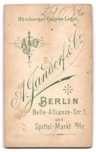 Fotografie A. Jandorf & Co., Berlin, Belle-Alliance-Str. 1, Soldat in Uniform