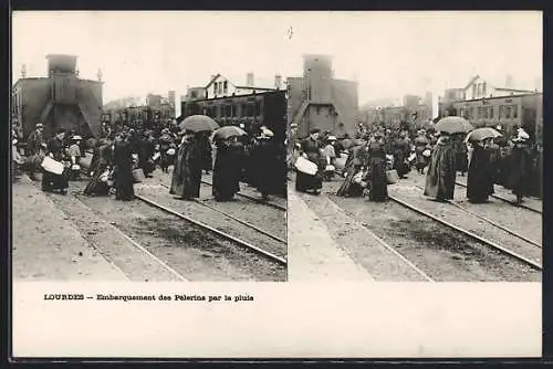 Stereo-AK Lourdes, Embarquement des Pélerins par la pluie