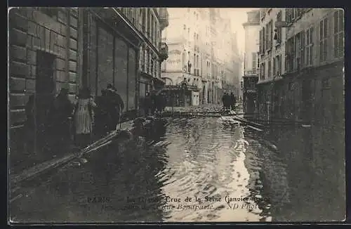 AK Paris, Inondation 1910, La rue Bonaparte, Hochwasser