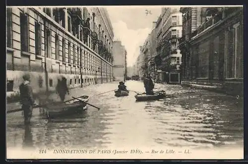 AK Paris, Inondations 1910, Rue de Lille, Strassenpartie bei Hochwasser