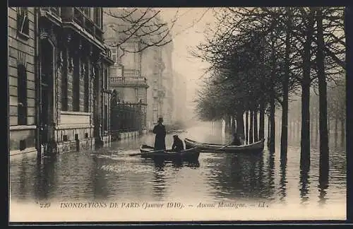 AK Paris, Inondations 1910, Avenue Montaigne, Hochwasser