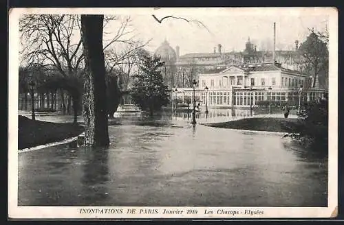 AK Paris, Inondations 1910, Les Champs-Elysées, Hochwasser