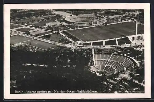 AK Berlin-Charlottenburg, Fliegeraufnahme vom Reichssportfeld mit Dietrich-Eckart-Freilichtbühne