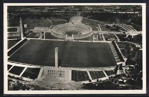 AK Berlin, Gesamtansicht Reichssportfeld mit Olympia-Stadion