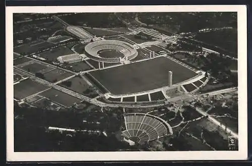 AK Berlin, das Reichssportfeld mit Dietrich-Eckardt-Bühne aus der Luft gesehen