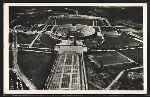 Foto-AK Berlin, Gesamtansicht Reichssportfeld mit Osttor und Maifeld