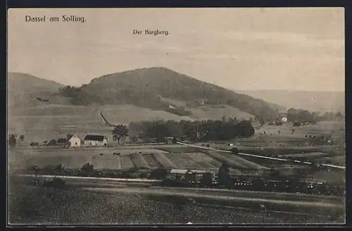 AK Dassel am Solling, Bahnhof mit Burgberg