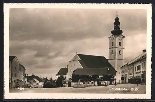 AK Waizenkirchen, Platzpartie mit Brunnen und Kirche