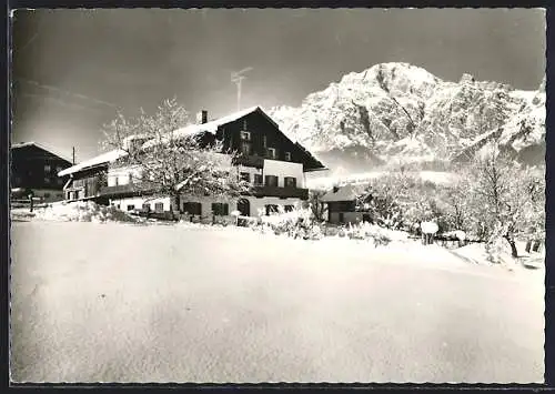 AK Leogang, Jugendheim Pöchtlhof im Schnee