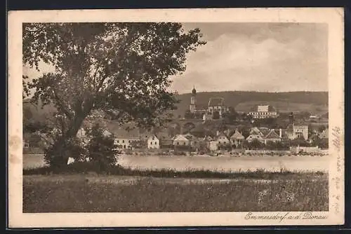 AK Emmersdorf a.d. Donau, Ortsansicht mit Kirche