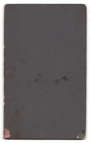 Fotografie Jos. Schick & Co., München, Dachauerstrasse 148, Soldat mit Säbel