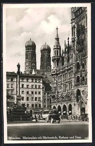 AK München, Marienplatz mit Mariensäule, Rathaus und Dom