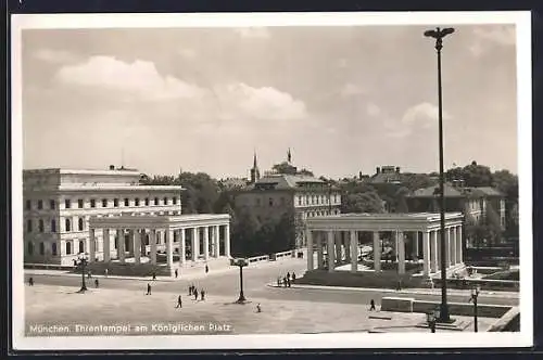 AK München, Ehrentempel am Königl. Platz