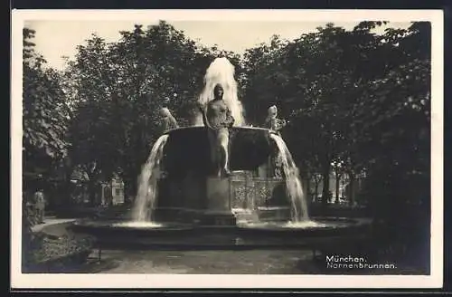 AK München, Nornenbrunnen