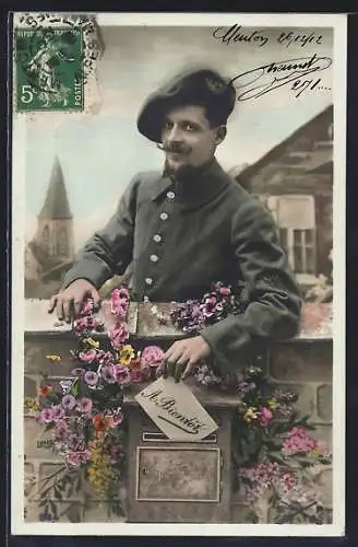 AK Junger Mann wirft einen Brief ein