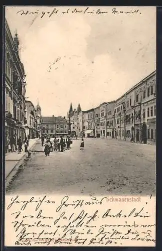 AK Schwanenstadt, Strassenpartie mit Passanten