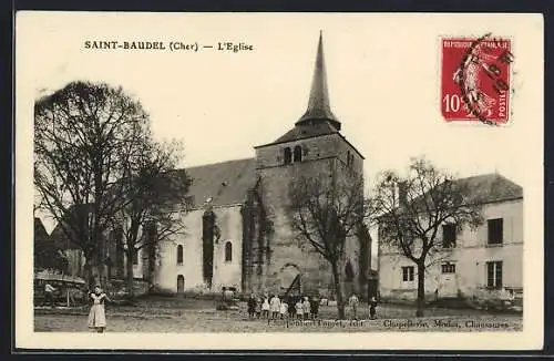 AK Saint-Baudel, L`Église et vie quotidienne devant l`église