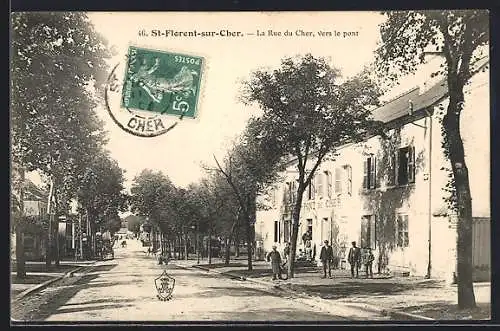 AK Saint-Florent-sur-Cher, La Rue du Cher, vers le pont