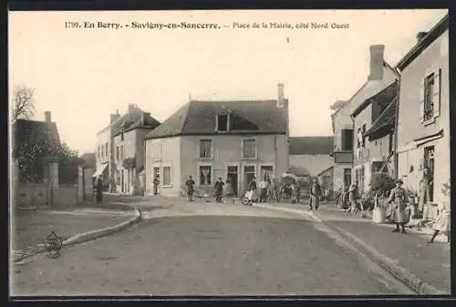 AK Savigny-en-Sancerre, Place de la Mairie côté Nord Ouest