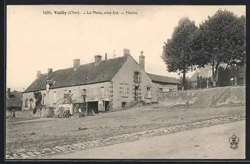 AK Vailly, La Place, côté Est, Mairie