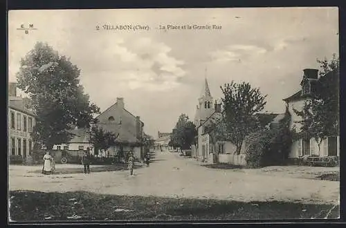 AK Villabon, La Place et la Grande Rue