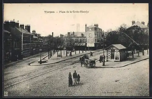 AK Vierzon, Place de la Croix-Blanche
