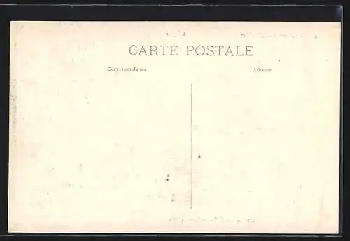 AK Dun-sur-Auron, L`église et la place adjacente