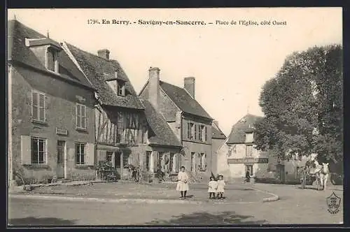 AK Savigny-en-Sancerre, Place de l`Église, côté Ouest
