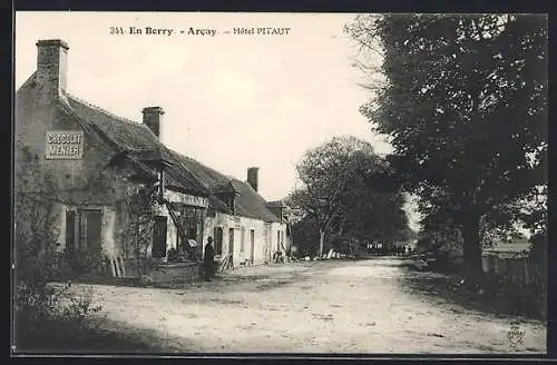 AK Arcay, Hôtel Pitaut et rue bordée d`arbres en Berry