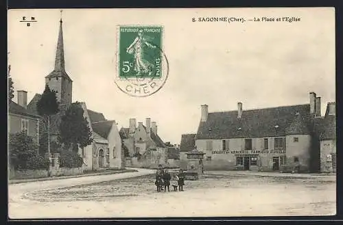 AK Sagonne, La Place et l`Église