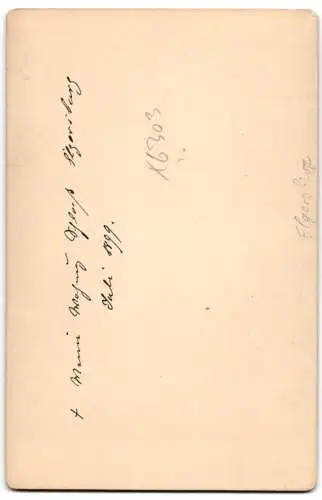 Fotografie Bernhard Hoffmann, Arnstadt, Ansicht Elgersburg, Schloss Elgersburg, Schlosshof