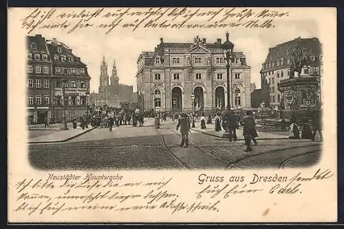 AK Dresden-Neustadt, Neustädter Hauptwache mit Strasse u. Denkmal