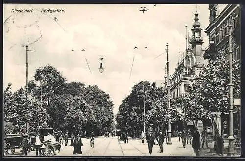 AK Düsseldorf, Königsallee, Strassenpartie mit Strassenbahn