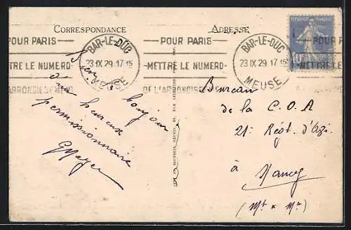 AK Bar-le-Duc, Perspective de la rue Entre-Deux-Ponts, Rue Rousseau et la Ville Haute