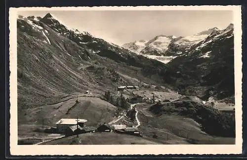 AK Ober-Gurgl, Blick über das Dorf mit Bergen