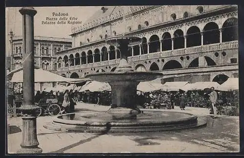 AK Padova, Piazza delle Erbe, Palazzo della Ragione