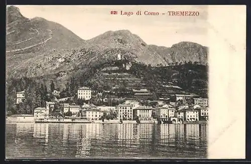 AK Tremezzo /Lago di Como, Ortsansicht mit Burgruine