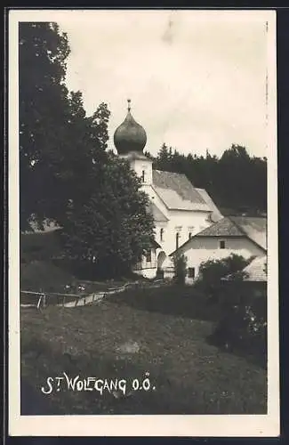 AK St. Wolfgang /O. Ö., Ortspartie mit Kirche