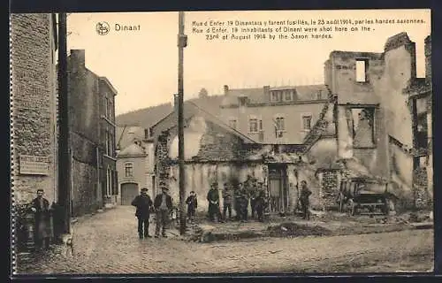 AK Dinant, Rue d`Enfer 19 Dinantais y furent fusilles, le 23 aout 1914, par les hordes saxonnes, zerstörter Ort