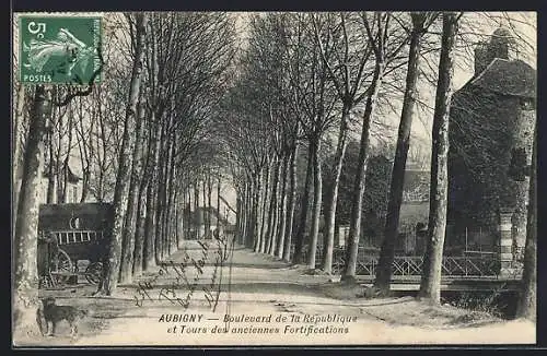 AK Aubigny, Boulevard de la République et Tours des anciennes Fortifications