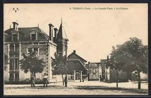 AK Vesdun, La Grande Place et le Château