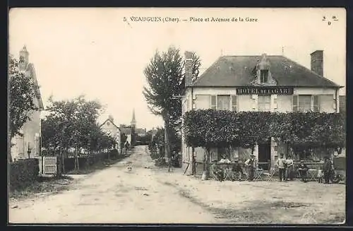 AK Veaugues, Place et Avenue de la Gare